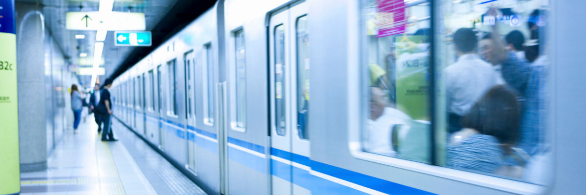 LED освітлення в метро